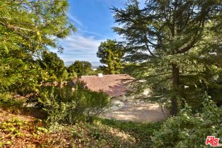 Single Family Residence, 16050 Royal Mount dr, Encino, CA 91436 - 19