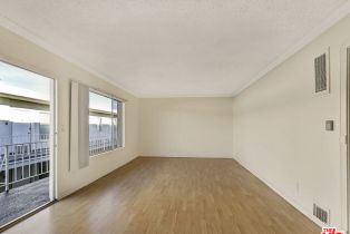 , 440 RAYMOND, Santa Monica, CA 90405 - 6