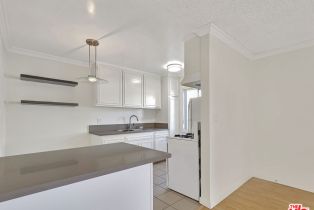 , 440 RAYMOND, Santa Monica, CA 90405 - 4