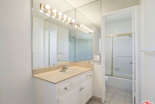 Apartment, 1538 11th st, Santa Monica, CA 90401 - 10