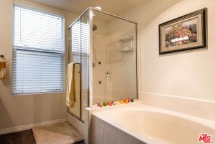 , 6020 Seabluff dr, Playa Vista, CA 90094 - 4