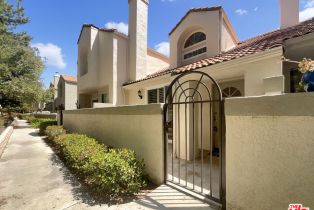 Condominium, 22333   Golden Canyon Cir, Chatsworth, CA  Chatsworth, CA 91311