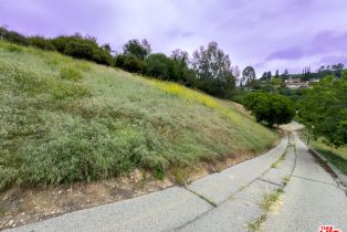 , 1 Topanga Canyon blvd, Woodland Hills, CA 91364 - 9