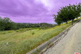 Land, 1  N Topanga Canyon Blvd, Woodland Hills, CA  Woodland Hills, CA 91364