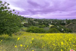 , 1 Topanga Canyon blvd, Woodland Hills, CA 91364 - 8