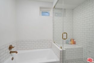 Single Family Residence, 15257 Encanto dr, Sherman Oaks, CA 91403 - 27