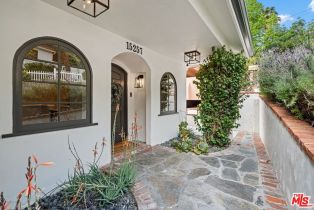 Single Family Residence, 15257 Encanto dr, Sherman Oaks, CA 91403 - 3