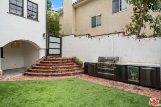 Single Family Residence, 15257 Encanto dr, Sherman Oaks, CA 91403 - 32
