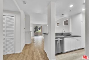 Condominium, 13075 Pacific prome, Playa Vista, CA 90094 - 6