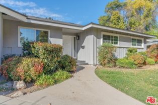 , 22563 Tiara st, Woodland Hills, CA 91367 - 8