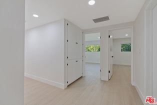 , 22563 Tiara st, Woodland Hills, CA 91367 - 48