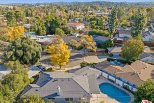 , 22563 Tiara st, Woodland Hills, CA 91367 - 3