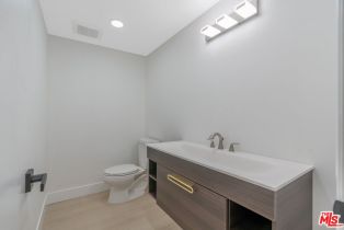 , 22563 Tiara st, Woodland Hills, CA 91367 - 49