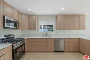 , 22563 Tiara st, Woodland Hills, CA 91367 - 23