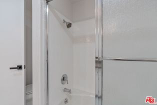 , 22563 Tiara st, Woodland Hills, CA 91367 - 41