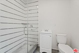 , 205 Reeves dr, Beverly Hills, CA 90212 - 7