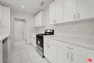 , 205 Reeves dr, Beverly Hills, CA 90212 - 4