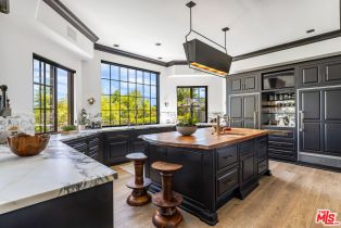 Single Family Residence, 888 Toulon dr, Pacific Palisades, CA 90272 - 11