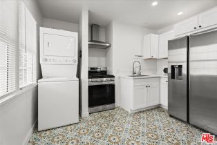 , 205 Reeves dr, Beverly Hills, CA 90212 - 3