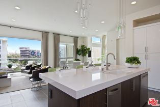 , 12698 Sandhill ln, Playa Vista, CA 90094 - 8