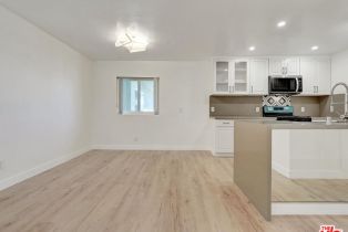 Condominium, 9005 Cynthia st, West Hollywood , CA 90069 - 13