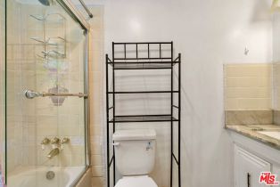 Residential Income, 3110 Highland ave, Santa Monica, CA 90405 - 25