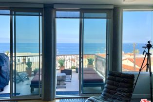 Single Family Residence, 216 38th st, Manhattan Beach, CA 90266 - 2