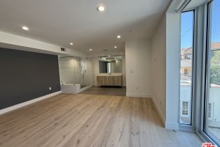 , 8210 Fountain ave, West Hollywood , CA 90046 - 17