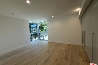 , 8210 Fountain ave, West Hollywood , CA 90046 - 11