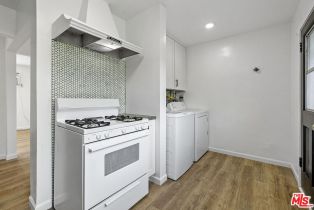 , 1326 Screenland dr, Burbank, CA 91505 - 8