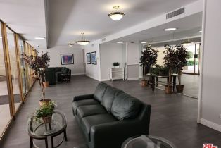 Residential Income, 303 Swall dr, Beverly Hills, CA 90211 - 3