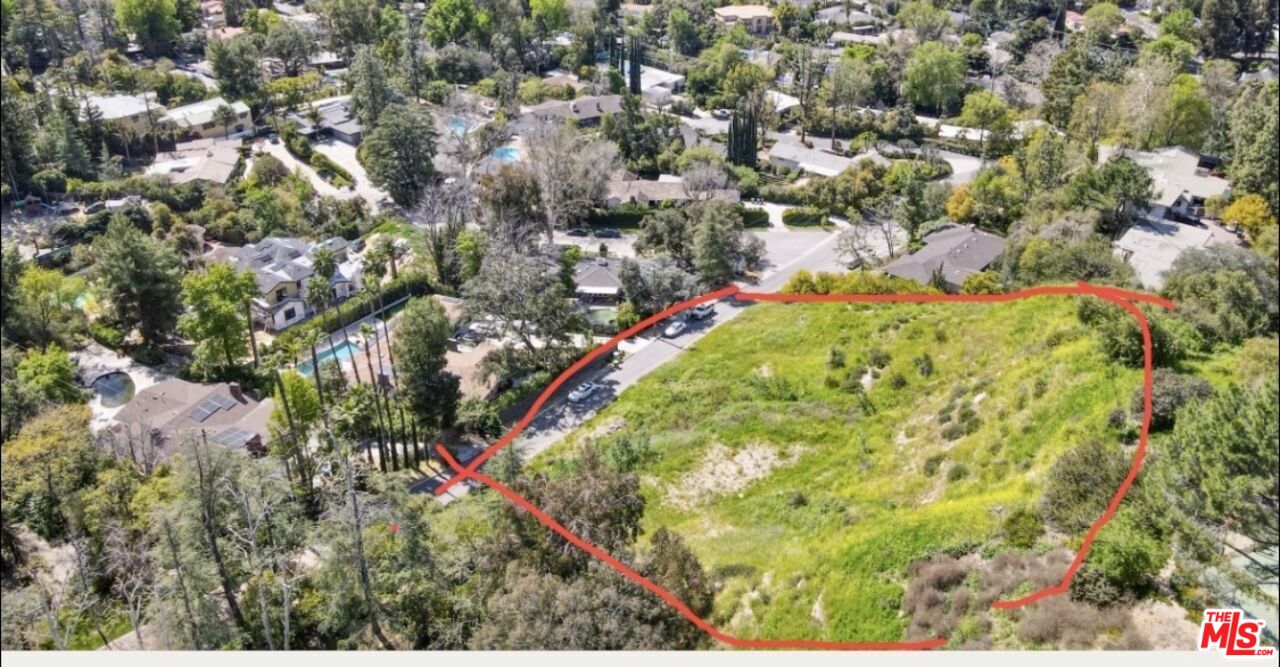 , 0 Charles, Tarzana, CA 91356 - 1