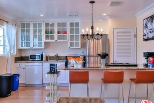 , 1028 12th st, Santa Monica, CA 90403 - 2