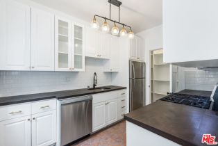 , 8499 FOUNTAIN ave, West Hollywood , CA 90069 - 34