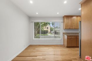 Apartment, 1037 La Jolla ave, West Hollywood , CA 90046 - 5