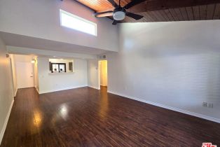 Condominium, 18350 Hatteras st, Tarzana, CA 91356 - 3