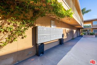 Apartment, 5541 Newcastle ave, Encino, CA 91316 - 8