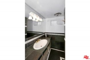 , 4721 Greenbush ave, Sherman Oaks, CA 91423 - 9