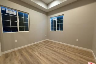 Single Family Residence, 10605 Owensmouth ave, Chatsworth, CA 91311 - 19