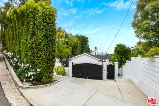 Single Family Residence, 14539 Valley Vista blvd, Sherman Oaks, CA 91403 - 2