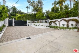 Single Family Residence, 14539 Valley Vista blvd, Sherman Oaks, CA 91403 - 4