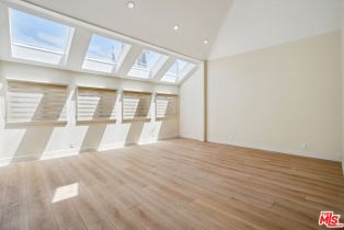 , 5131 Campo rd, Woodland Hills, CA 91364 - 5