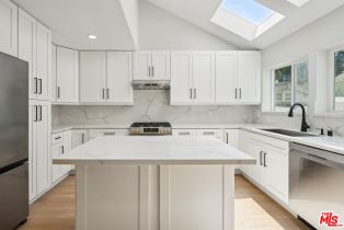 , 5131 Campo rd, Woodland Hills, CA 91364 - 11