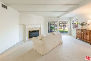 Single Family Residence, 21924 Buena Ventura st, Woodland Hills, CA 91364 - 5
