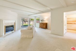 Single Family Residence, 21924 Buena Ventura st, Woodland Hills, CA 91364 - 6