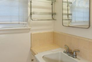 Single Family Residence, 21924 Buena Ventura st, Woodland Hills, CA 91364 - 22