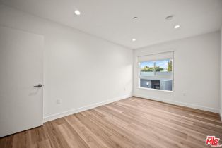 , 10405 Louisiana ave, Westwood, CA 90025 - 5