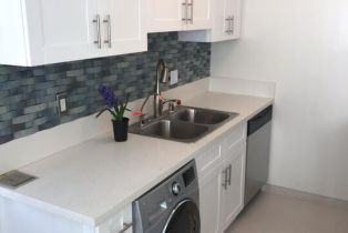 , 1115 EUCLID st, Santa Monica, CA 90403 - 5