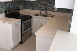 , 1115 EUCLID st, Santa Monica, CA 90403 - 4