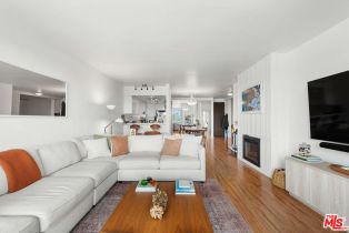 , 900 Euclid st, Santa Monica, CA 90403 - 4